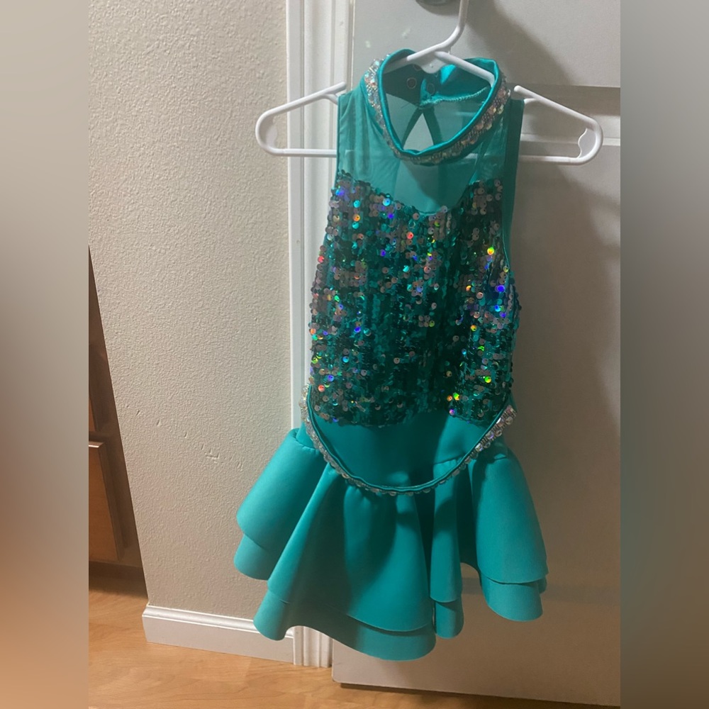 Beautiful turquoise jeweled recital dance costume. Size intermediate 7/8